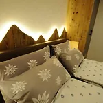 Chalet Lucky
